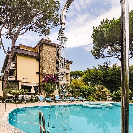 Hotel Nedy Marina di Massa Exterior foto